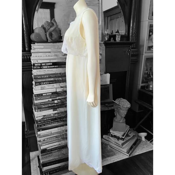 Vintage Christian Dior Silk Blend Nightgown W Lace Cream Size 36 - Picture 15 of 16